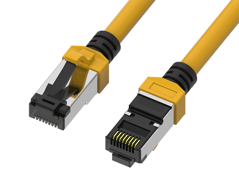 Stíněný dvoubarevný propojovací kabel F/UTP CAT.5E
